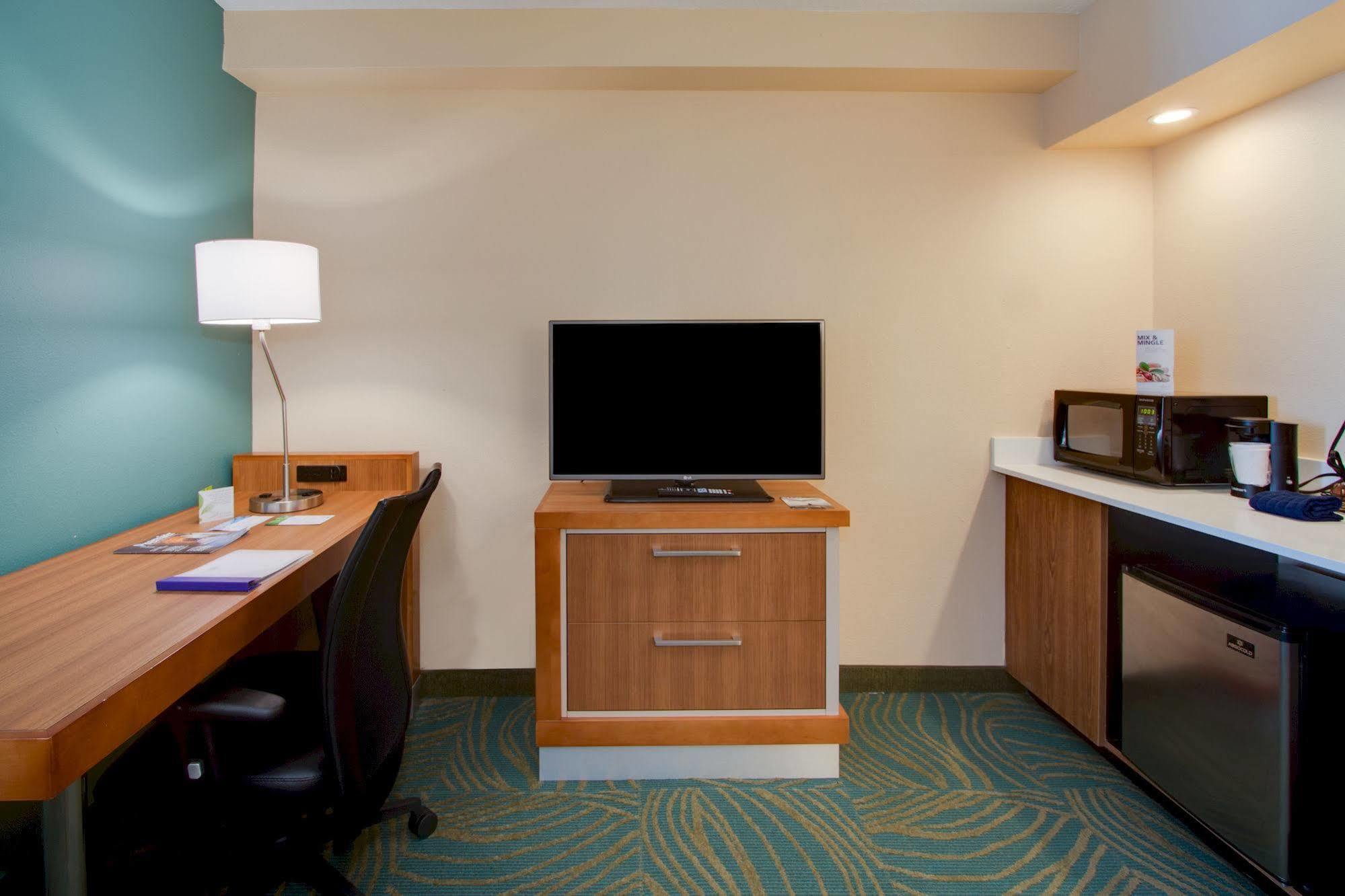 Springhill Suites By Marriott Orlando Lake Buena Vista South Kissimmee Bagian luar foto